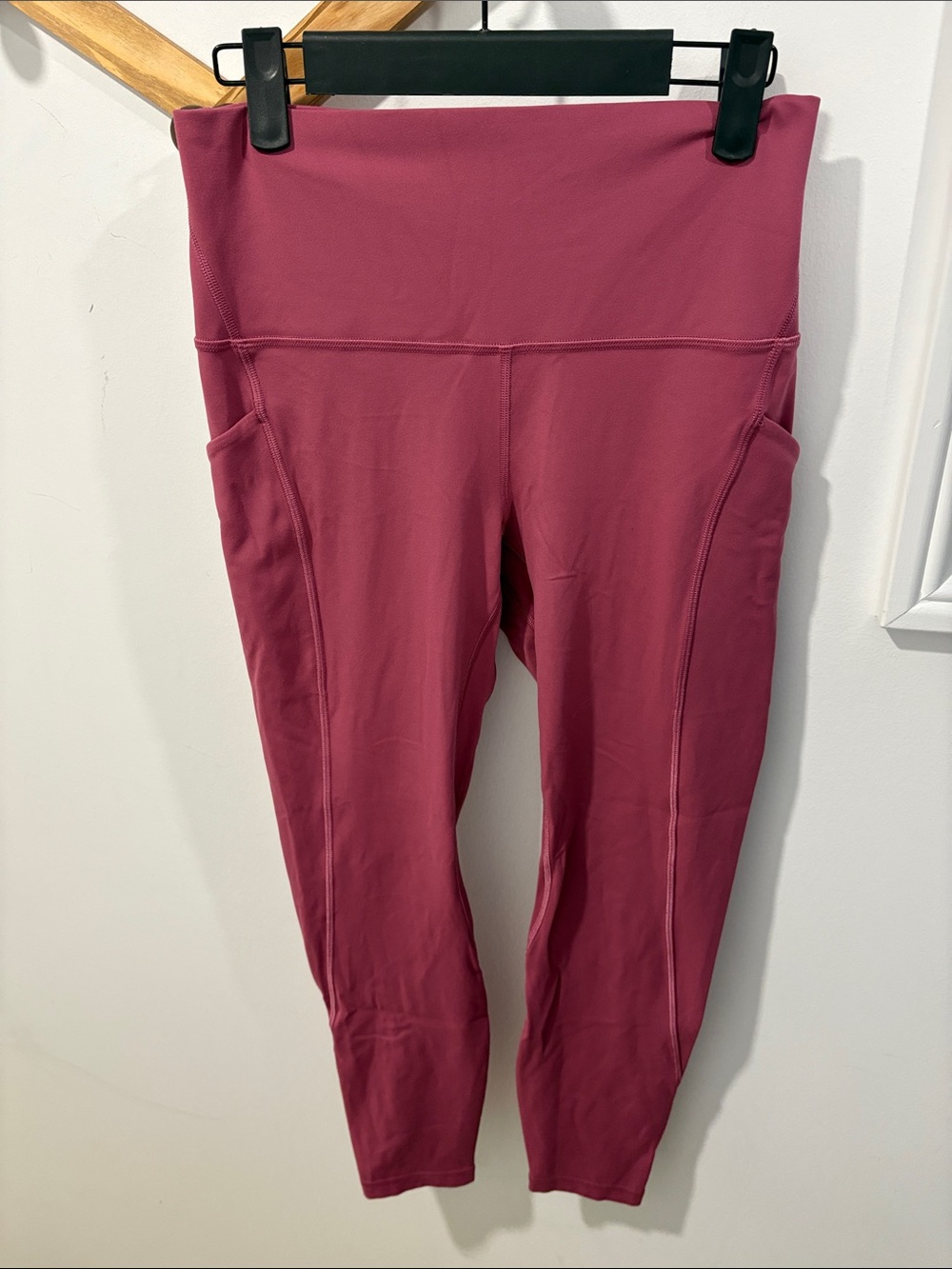 Lululemon Align High-Rise Pant with
Pockets 25"